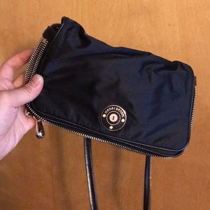 Henri Bendel small cute cross bag